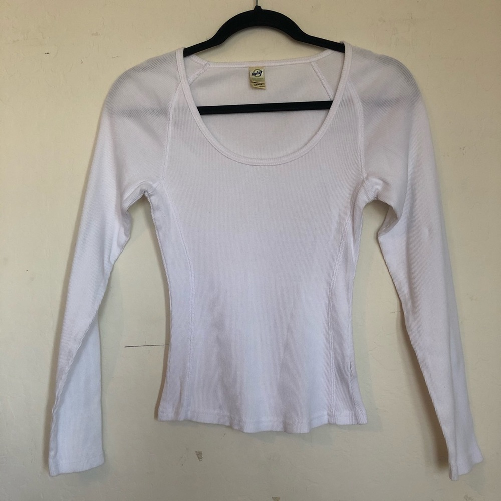 Kavio white long sleeve top